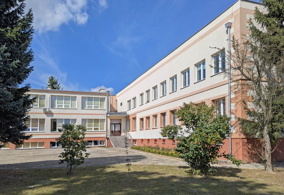 PXL_20250826_090819527 Ważne informacje dla rodziców uczniów klas pierwszych